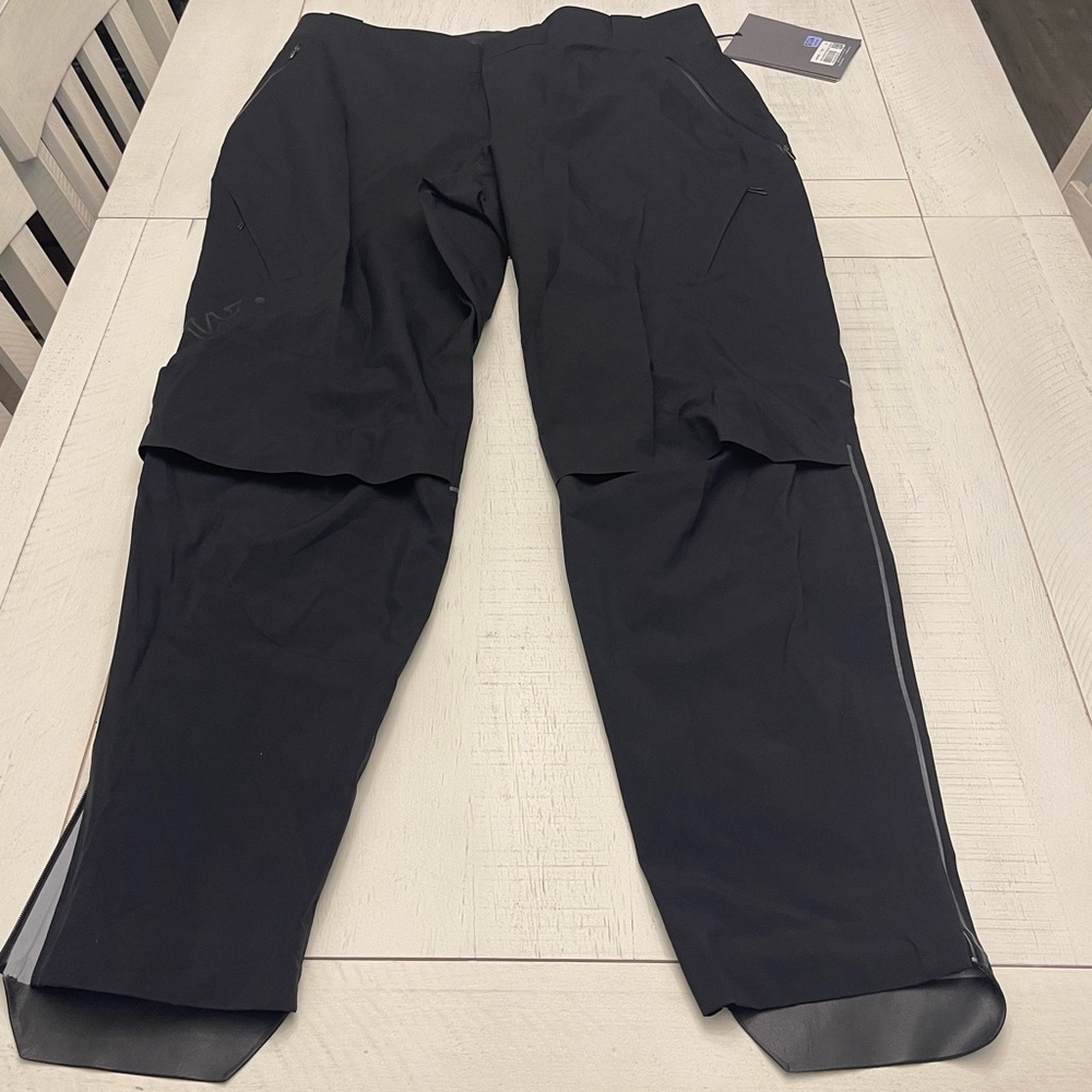 Lululemon Mens Storm Field Pant - Black - Waterproof - Size 38